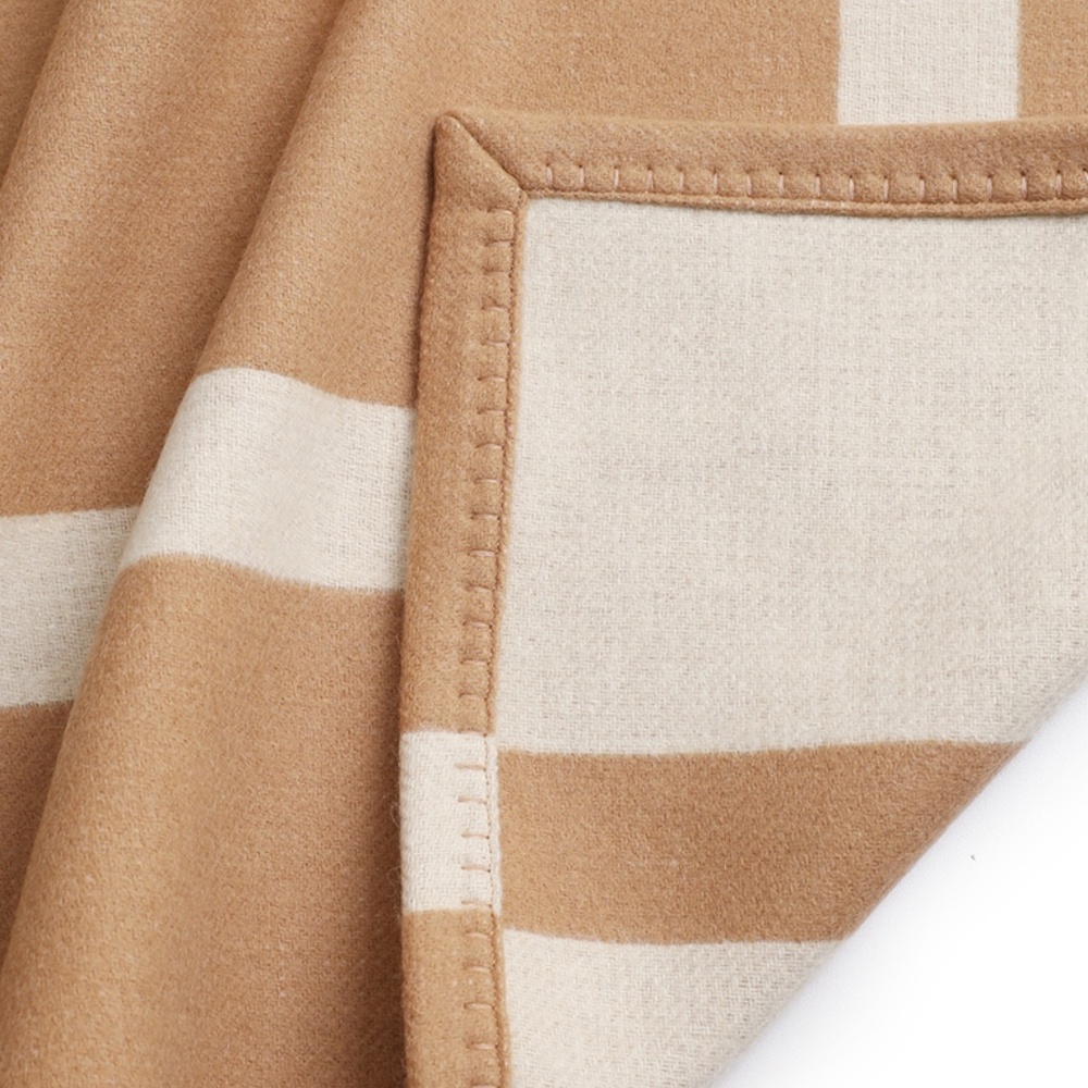 Set of 2 100% Heavy Wool Throw Blanket - Tan and Ivory Cross Design - Picture 4 of 5